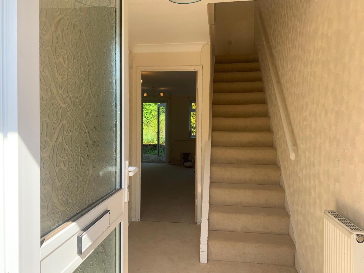 Elegant Devon Villa Luton  Exterior photo